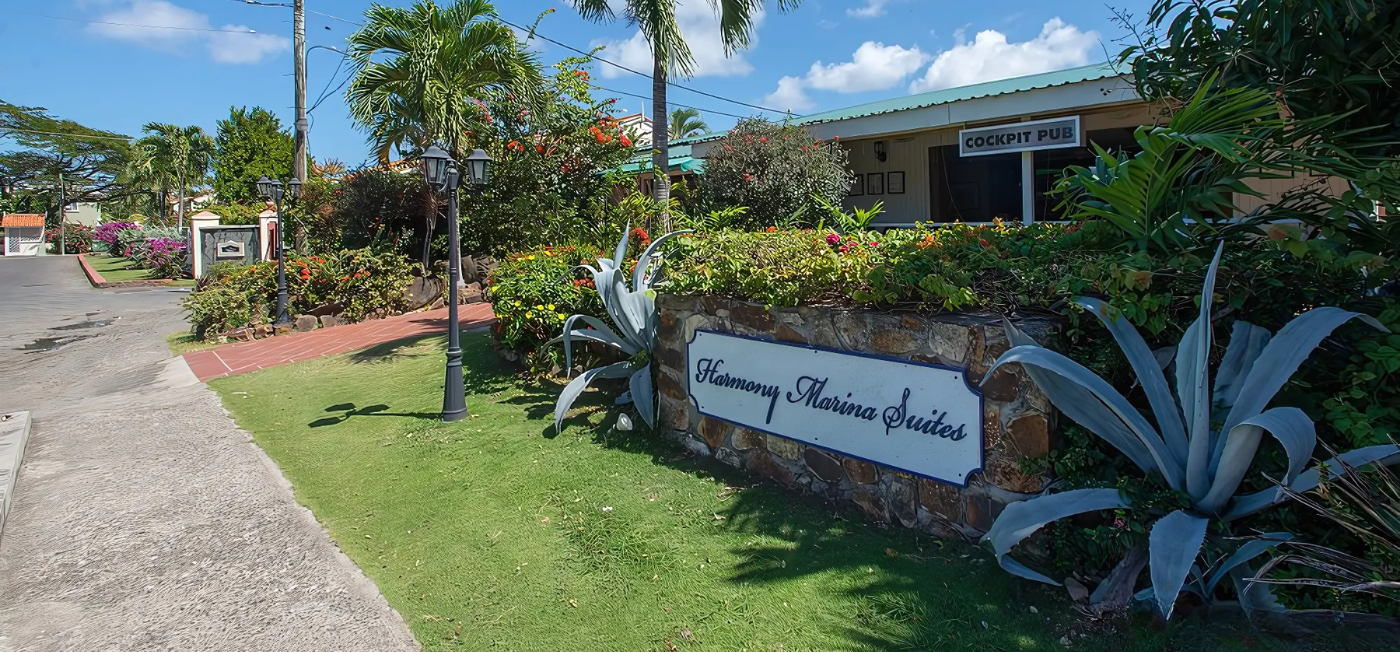 hotel_harmony_marina_suites